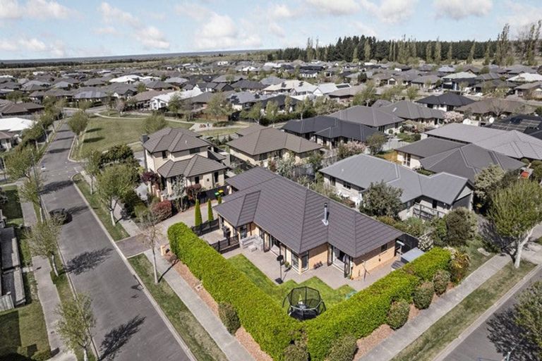 Photo of property in 17 Eyrewell Road, Pegasus, 7612