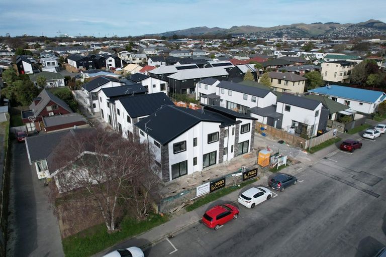 Photo of property in 60 Division Street, Riccarton, Christchurch, 8041