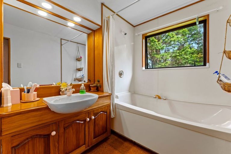 Photo of property in 50 Waitoki Road, Waitoki, Kaukapakapa, 0871