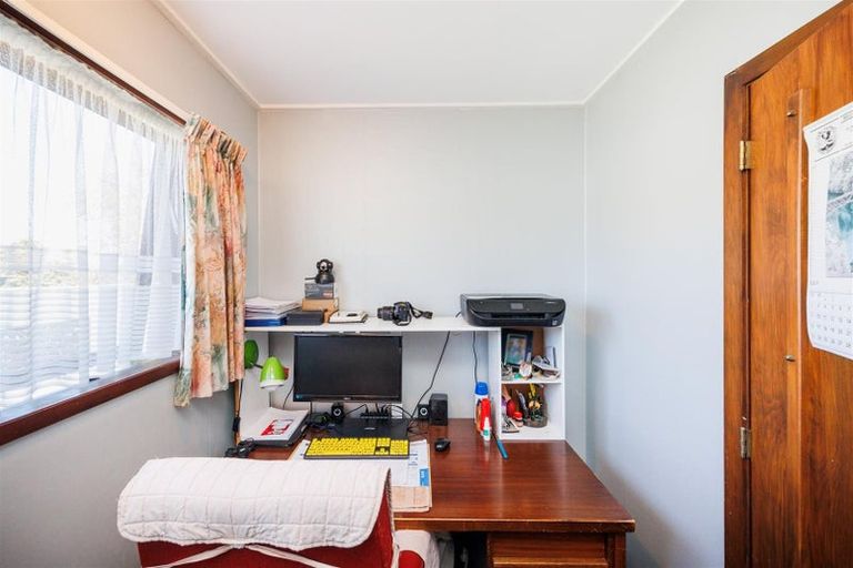 Photo of property in 12b Oxford Street, Marton, 4710