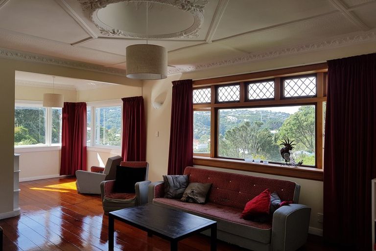 Photo of property in 4 Fitzroy Street, Wadestown, Wellington, 6012