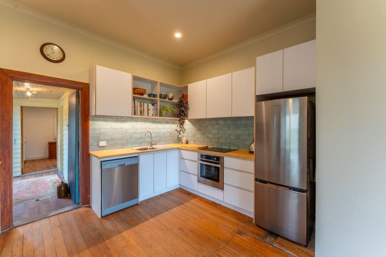 Photo of property in 15 Halstead Road, Pleasant Point, 7903