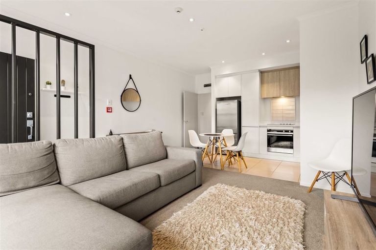 Photo of property in 96 Squadron Drive, Hobsonville, Auckland, 0618