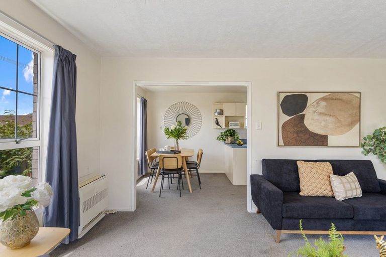 Photo of property in 472 Mairehau Road, Parklands, Christchurch, 8083