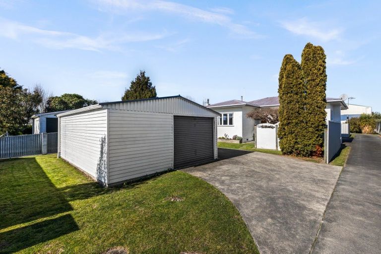 Photo of property in 210 Mcleod Street, Camberley, Hastings, 4120