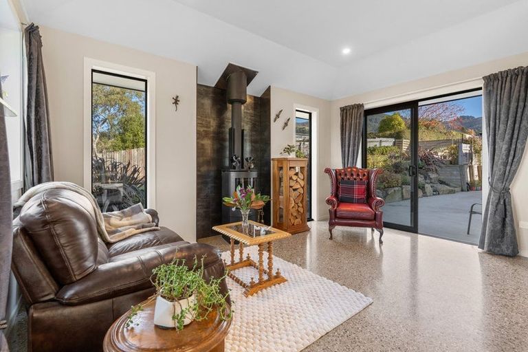 Photo of property in 9 Goddard Way, Sawyers Bay, Port Chalmers, 9023