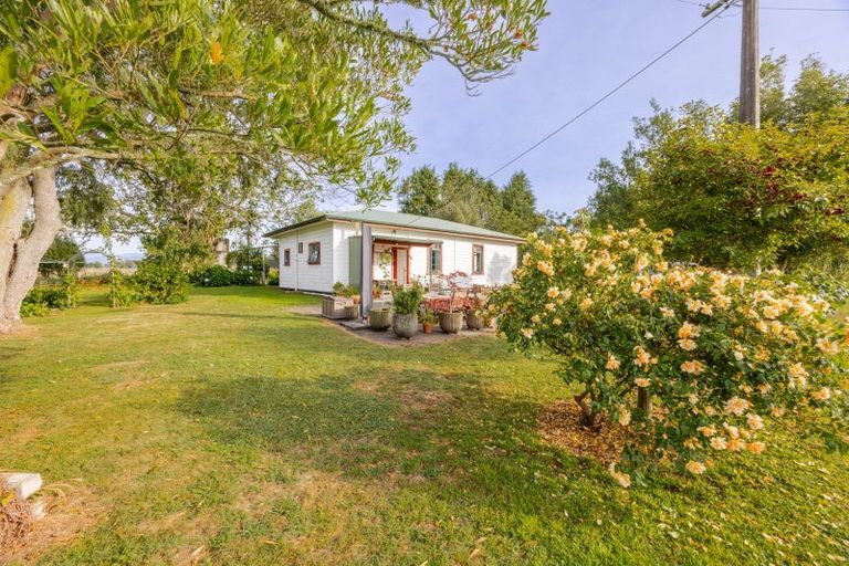 Photo of property in 97 Matheson Road, Tikokino, 4274