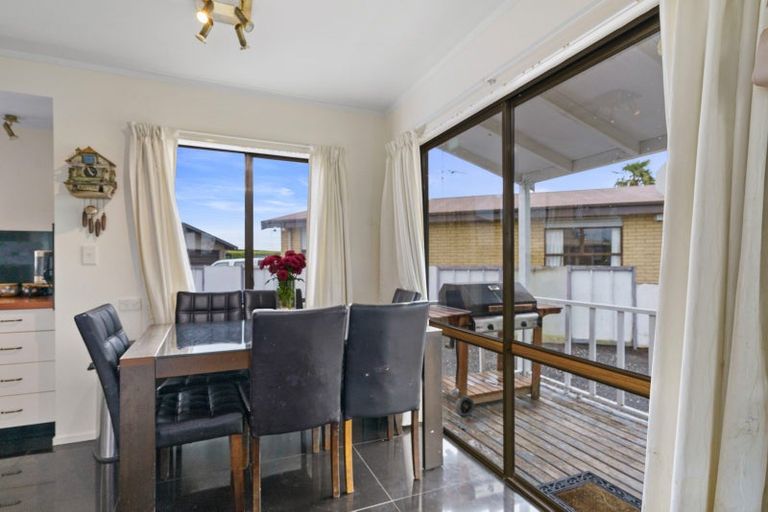 Photo of property in 52 Maclean Street, Cambridge, 3434