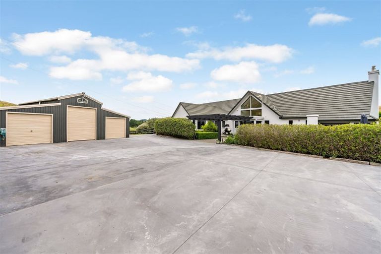 Photo of property in 830 Ohariu Valley Road, Ohariu, Wellington, 6037