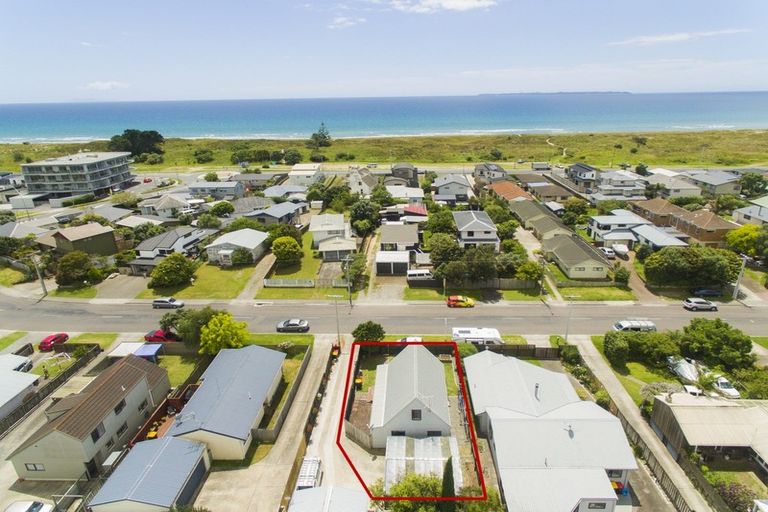 Photo of property in 16a Simpson Road, Papamoa Beach, Papamoa, 3118
