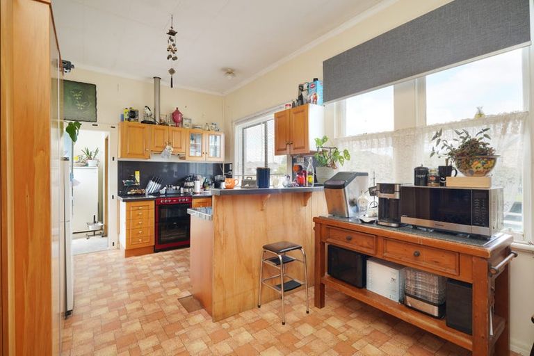 Photo of property in 166 Princes Street, Strathern, Invercargill, 9812