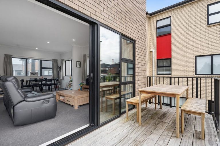 Photo of property in 1 Taruna Lane, Manukau, Auckland, 2104