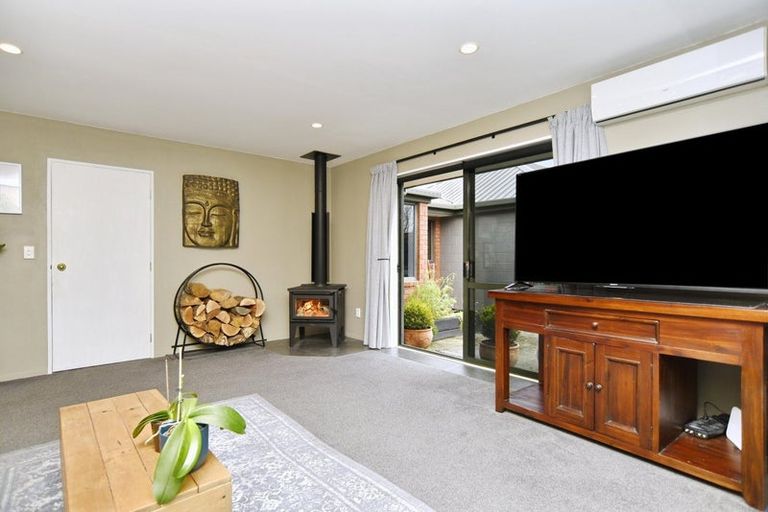 Photo of property in 45a Gladstone Road, Woodend, 7610