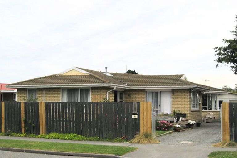 Photo of property in 22 Kuaka Crescent, Bromley, Christchurch, 8062