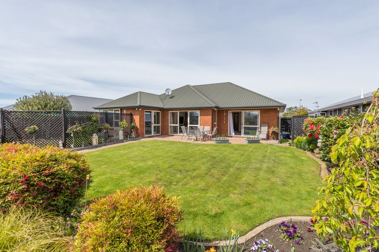 Photo of property in 7 Busby Place, Kaiapoi, 7630