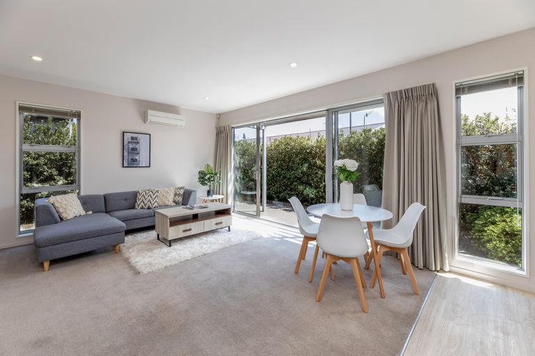Photo of property in 11h Clarence Street South, Addington, Christchurch, 8024