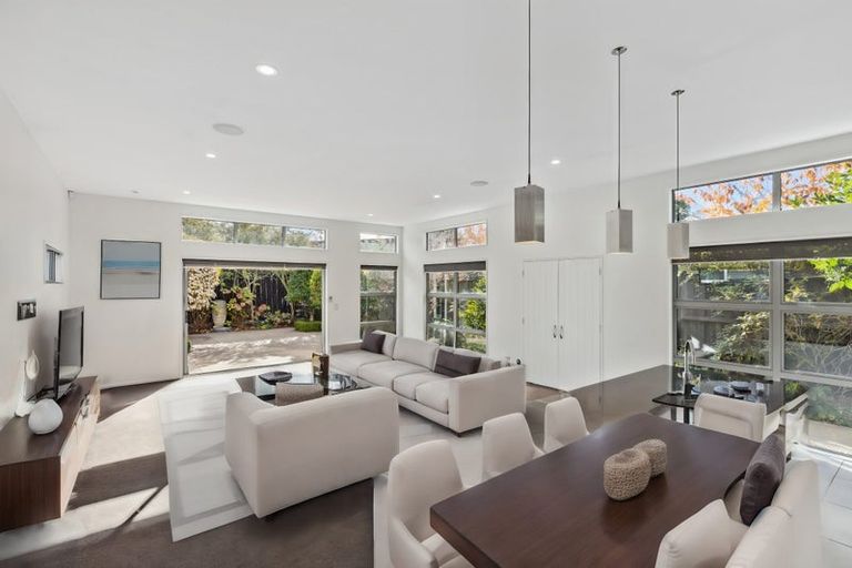 Photo of property in 123 Heaton Street, Merivale, Christchurch, 8052