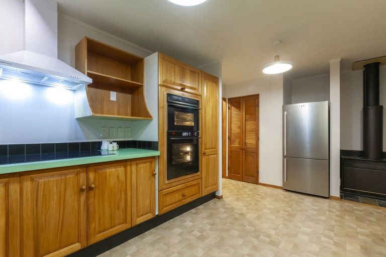 Photo of property in 10 Nuhaka Place, Paraparaumu Beach, Paraparaumu, 5032
