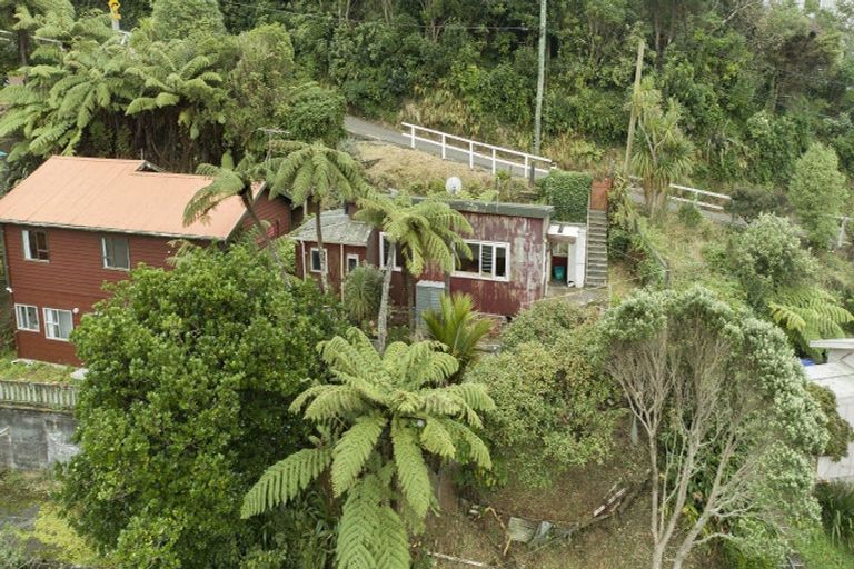 Photo of property in 37 Mount Pleasant Road, Aro Valley, Wellington, 6012