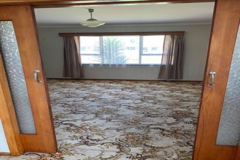 Photo of property in 14 Fraser Road, Papatoetoe, Auckland, 2025