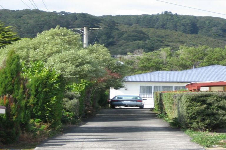 Photo of property in 37 Miro Street, Trentham, Upper Hutt, 5018