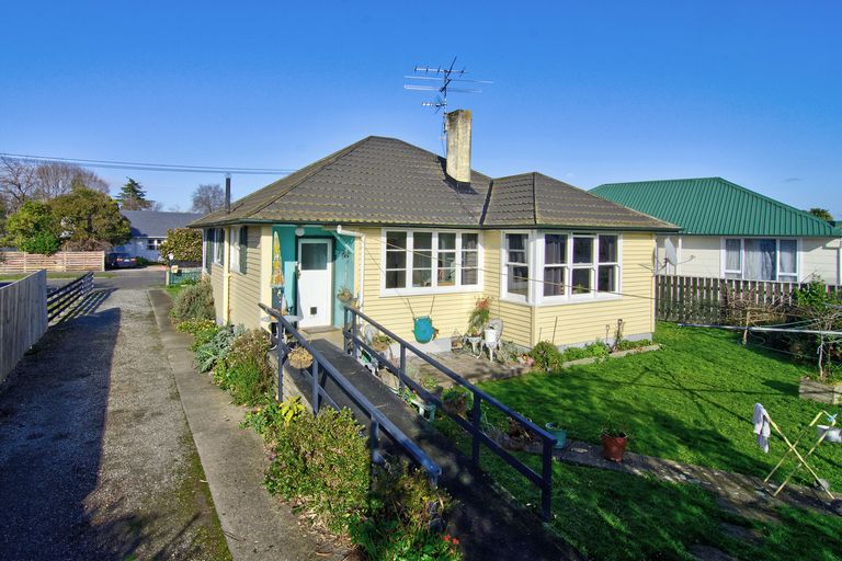 Photo of property in 148 Cole Street, Masterton, 5810