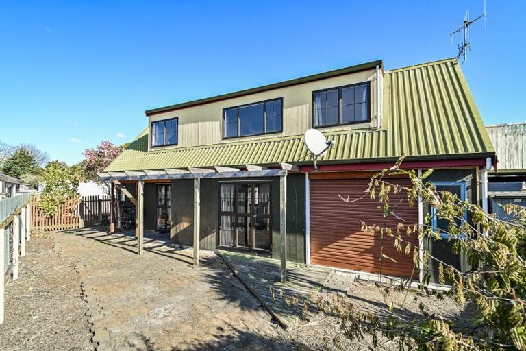 Photo of property in 1202a Heretaunga Street East, Parkvale, Hastings, 4122
