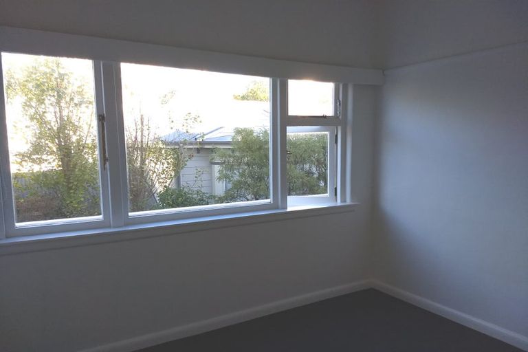 Photo of property in Hobson Flats, 8/1 Hobson Street, Pipitea, Wellington, 6011