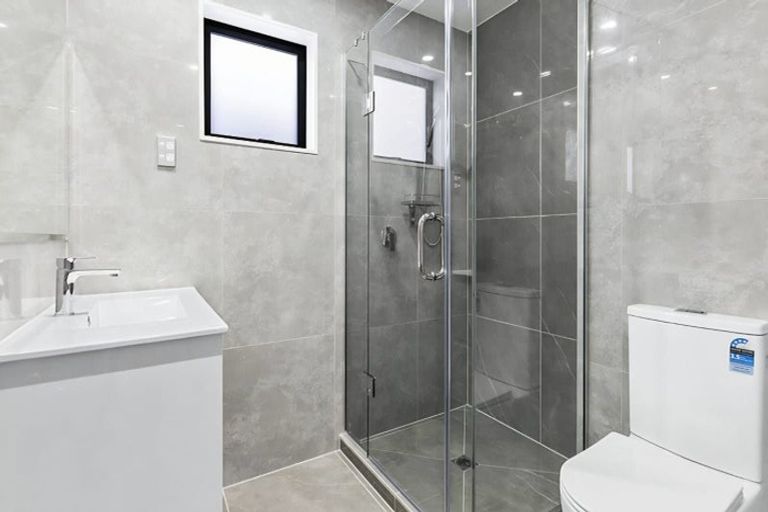 Photo of property in 36 Christmas Road, Manurewa, Auckland, 2102
