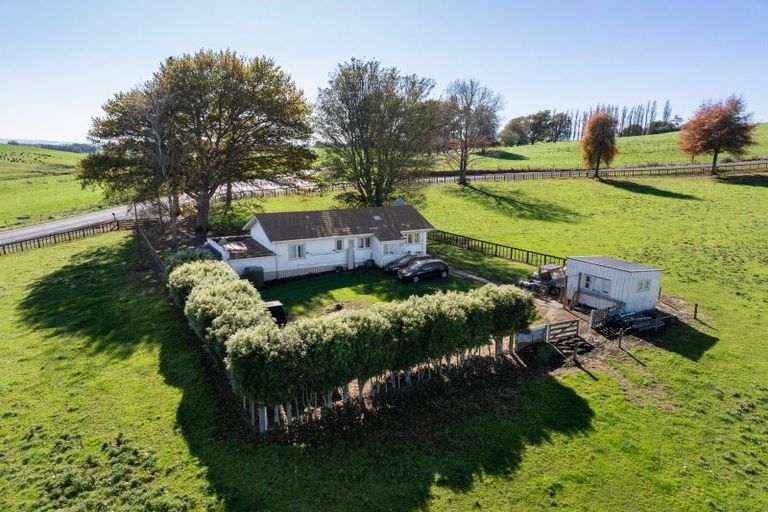 Photo of property in 24 Waterworks Road, Westport, 7892