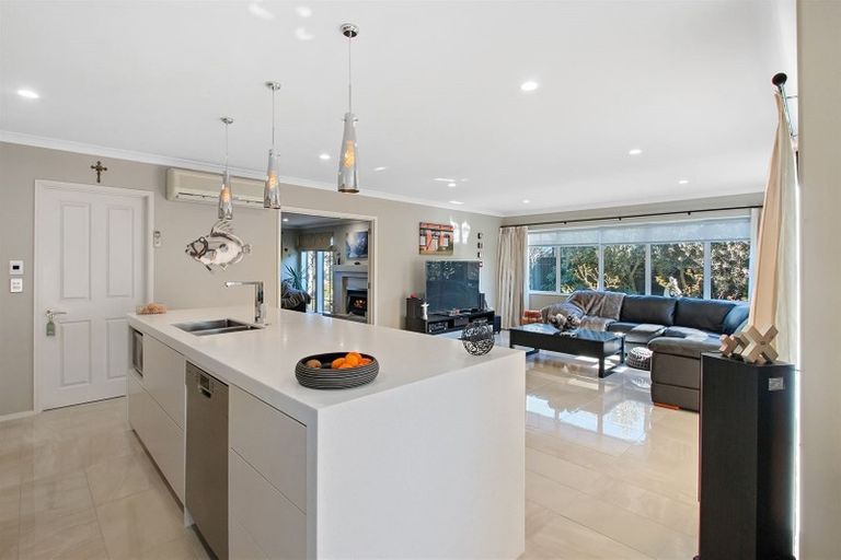 Photo of property in 4 Ruby Avenue, Northwood, Christchurch, 8051