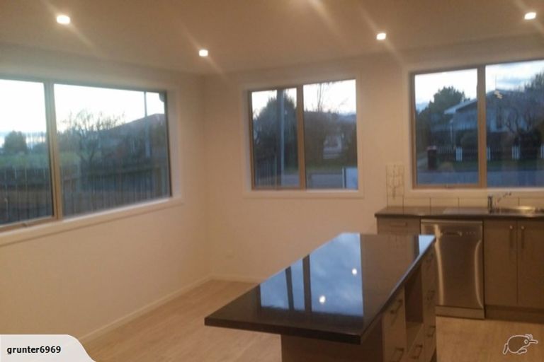 Photo of property in 51 Queen Street, Winton, 9720