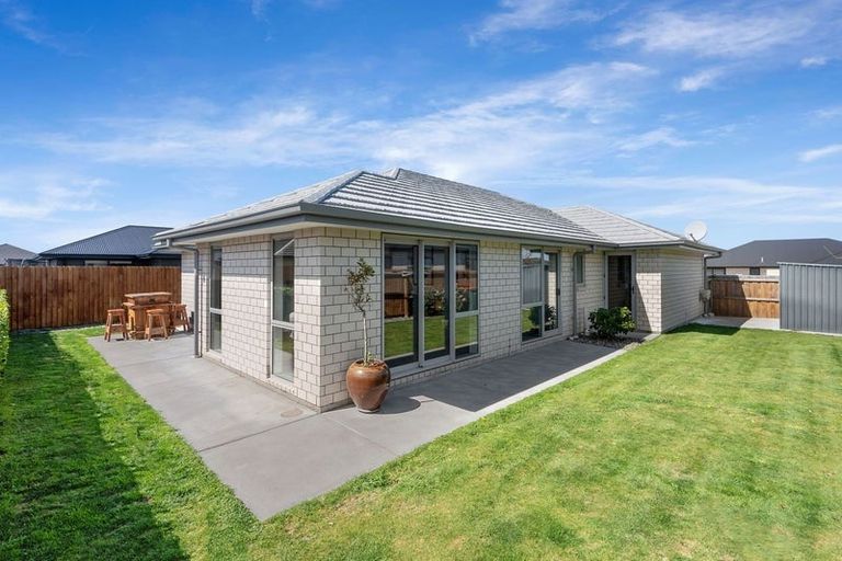 Photo of property in 29 Nicolau Avenue, Rolleston, 7615