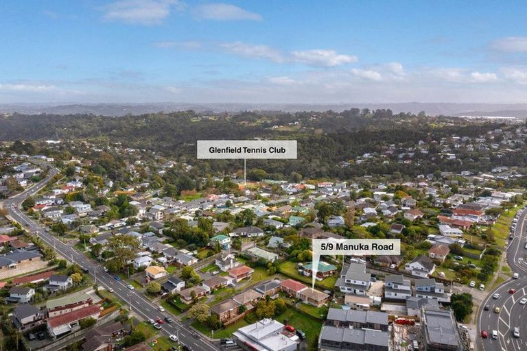 Photo of property in 5/9 Manuka Road, Bayview, Auckland, 0629