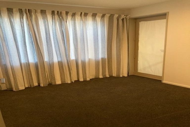 Photo of property in 1 Hartford Crescent, Rolleston, 7615