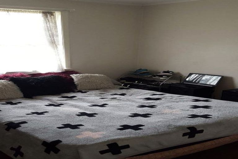 Photo of property in 1/51 Eddowes Street, Manurewa, Auckland, 2102