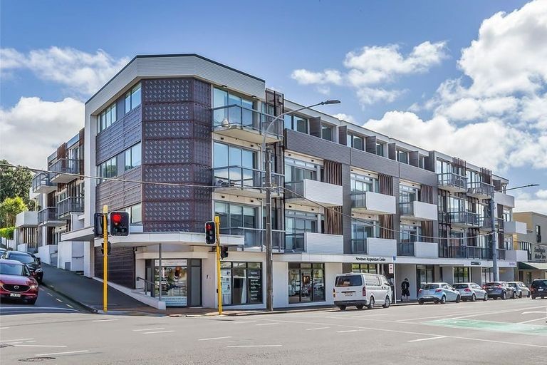 Photo of property in Masina Apartments, 108/80u Riddiford Street, Newtown, Wellington, 6021