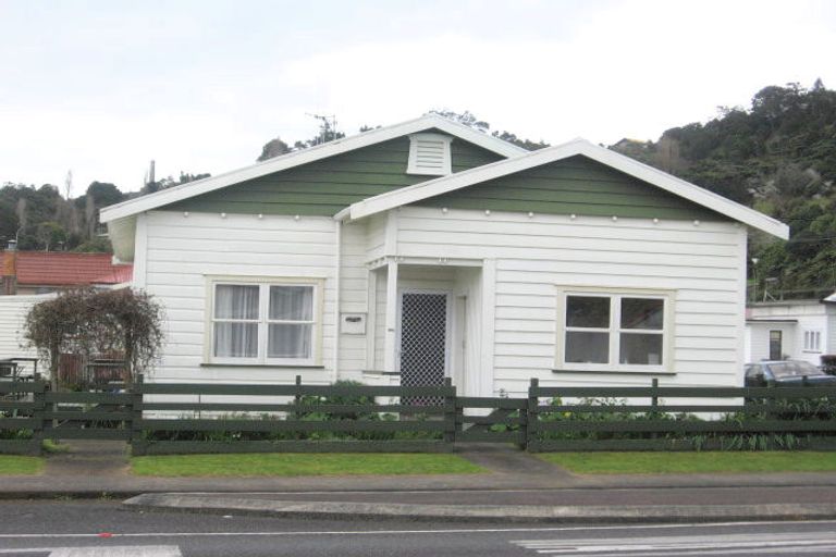 Photo of property in 205 Pahau Street, Thames, 3500