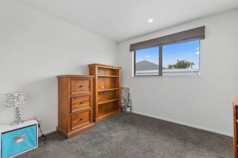 Photo of property in 4 Huntingdon Drive, Rangiora, 7400