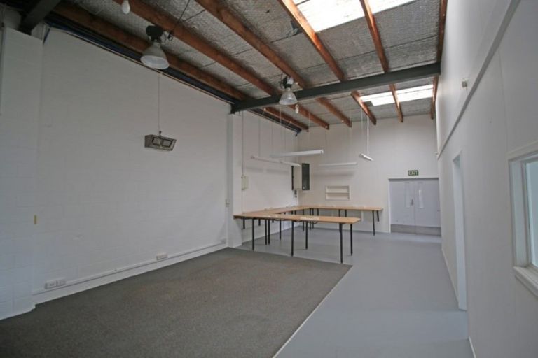Photo of property in 9 Edgeware Road, Wilton, Wellington, 6012
