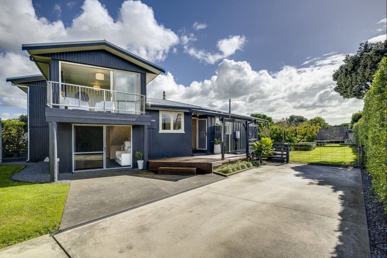 Photo of property in 233 School Road, Clive, 4102