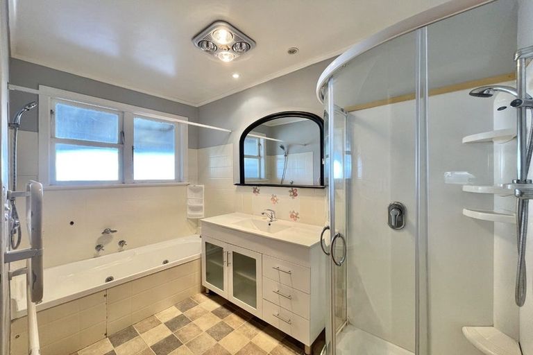 Photo of property in 560 Fergusson Drive, Trentham, Upper Hutt, 5018