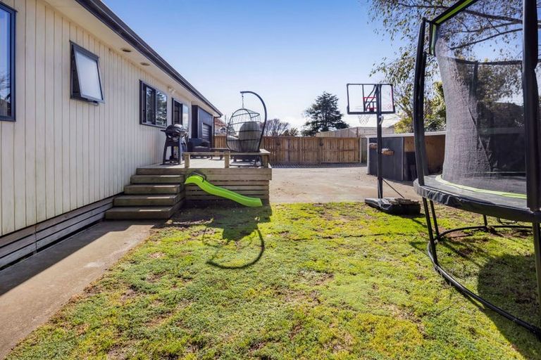 Photo of property in 14 Mahoe Street, Inglewood, 4330