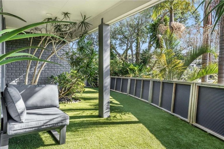 Photo of property in 16a Valley Road, Browns Bay, Auckland, 0630