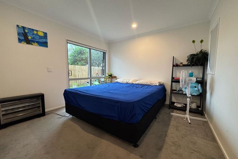 Photo of property in 13e Sealord Place, Clendon Park, Auckland, 2103