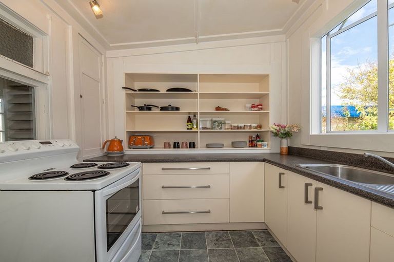 Photo of property in 116 Brougham Street, Westport, 7825