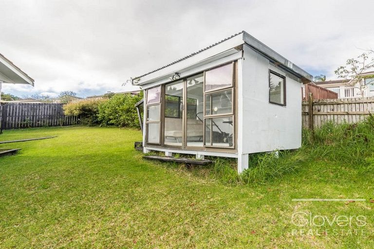 Photo of property in 80 Sunvue Road, Glen Eden, Auckland, 0602