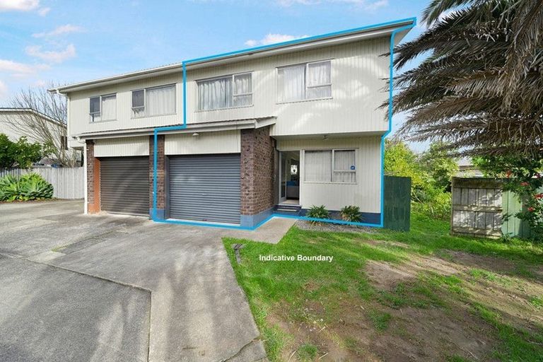 Photo of property in 4/90 Lynwood Road, New Lynn, Auckland, 0600