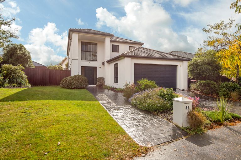 Photo of property in 33 Mahuri Street, Parklands, Christchurch, 8083