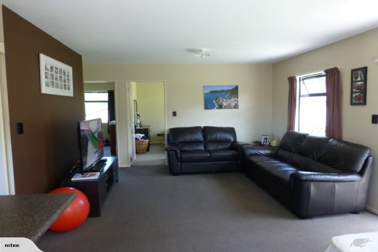 Photo of property in 35a Vincent Street, Howick, Auckland, 2014